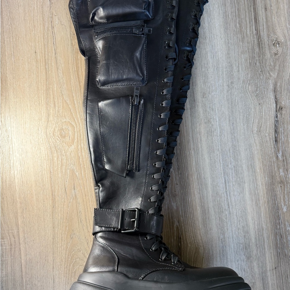 BURNING MAN!! Black Knee-High Lace-Up Boots